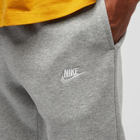 graue nike jogginghose herren snipes|NIKE Club CF BB dk grey Sporthose bei SNIPES .